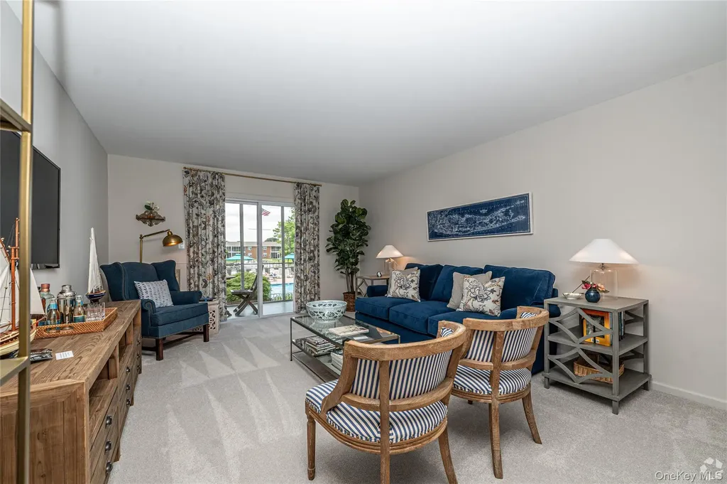 246 Captains Drive West Babylon NY 11704