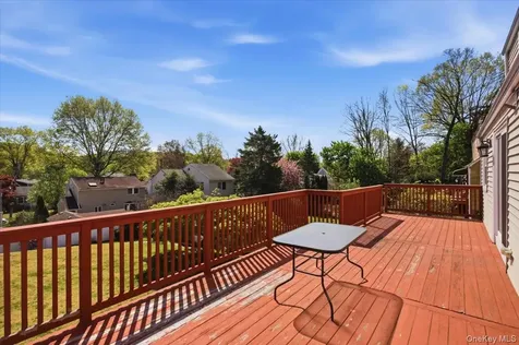 16 Marianna Drive Hastings-on-hudson NY 10706