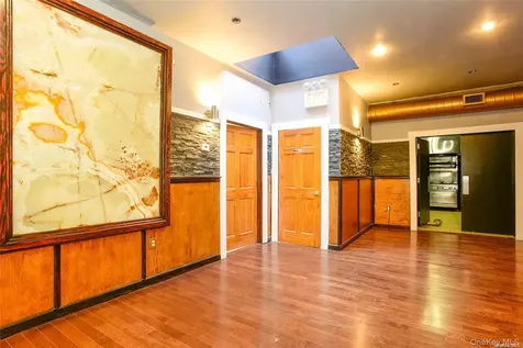 117-11/13 Hillside Avenue Richmond Hill NY 11418