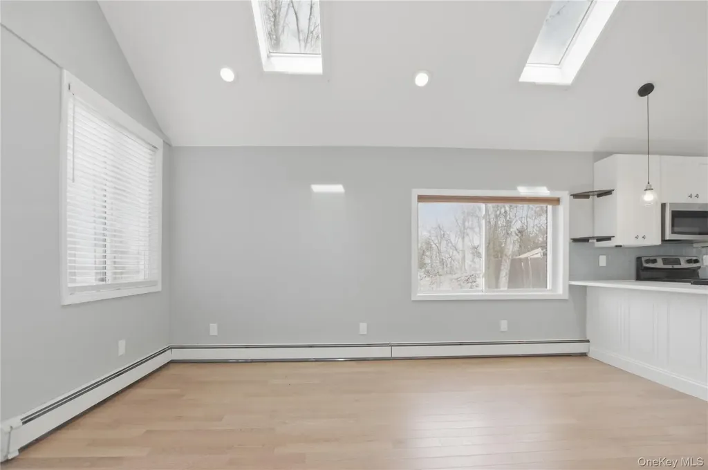 61 Sunburst Drive Rocky Point NY 11778
