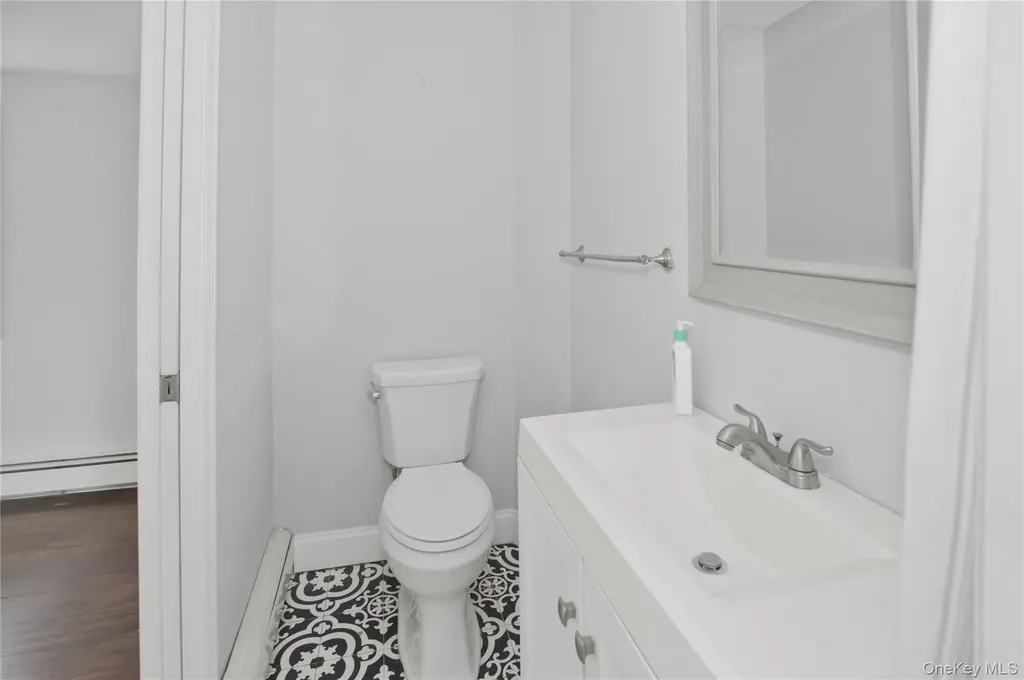61 Sunburst Drive Rocky Point NY 11778