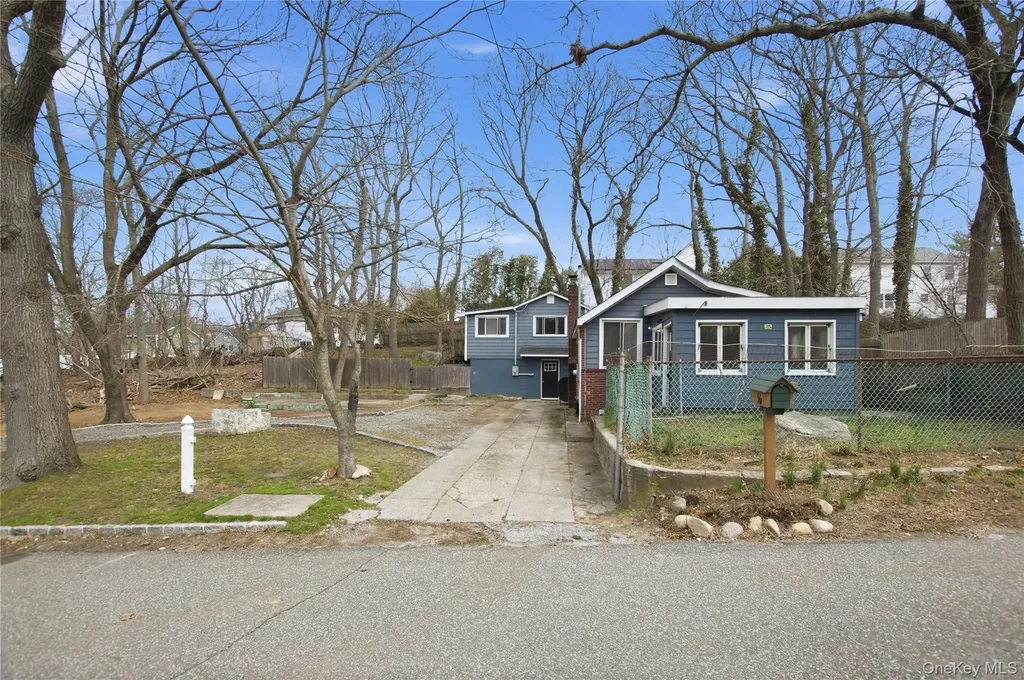 61 Sunburst Drive Rocky Point NY 11778