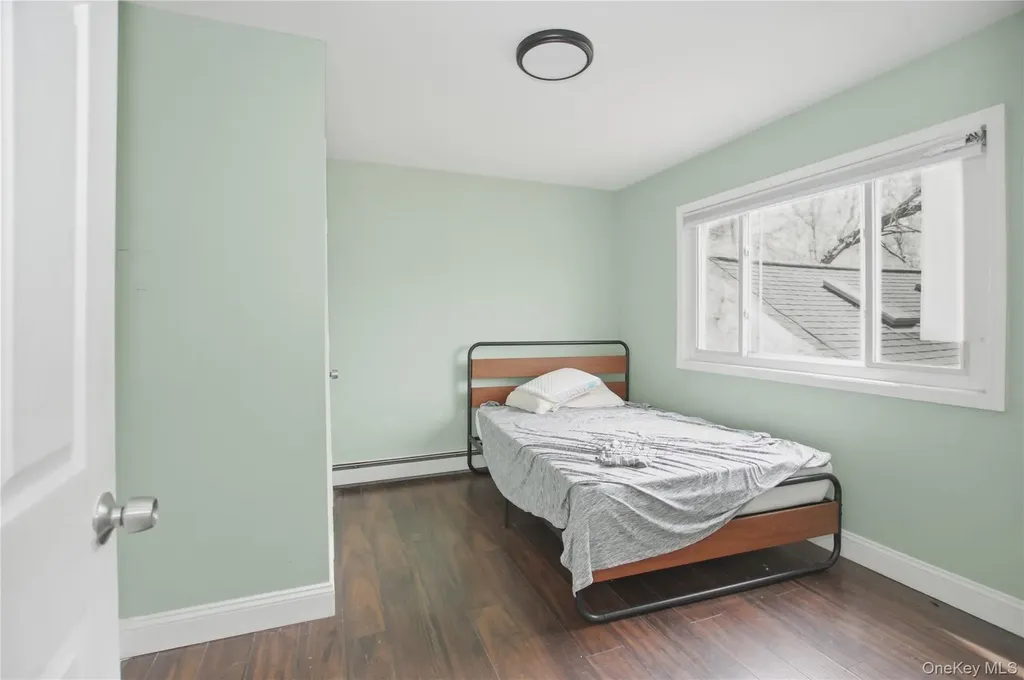 61 Sunburst Drive Rocky Point NY 11778