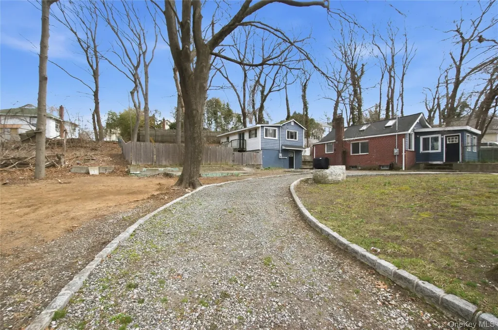 61 Sunburst Drive Rocky Point NY 11778