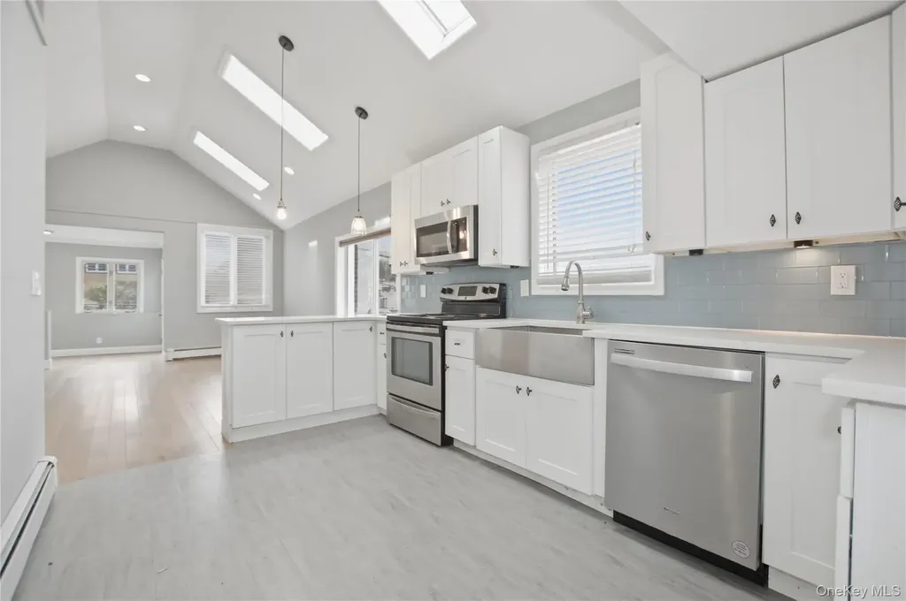 61 Sunburst Drive Rocky Point NY 11778