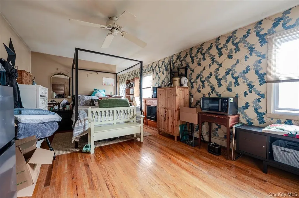 806 E Chester Street Long Beach NY 11561