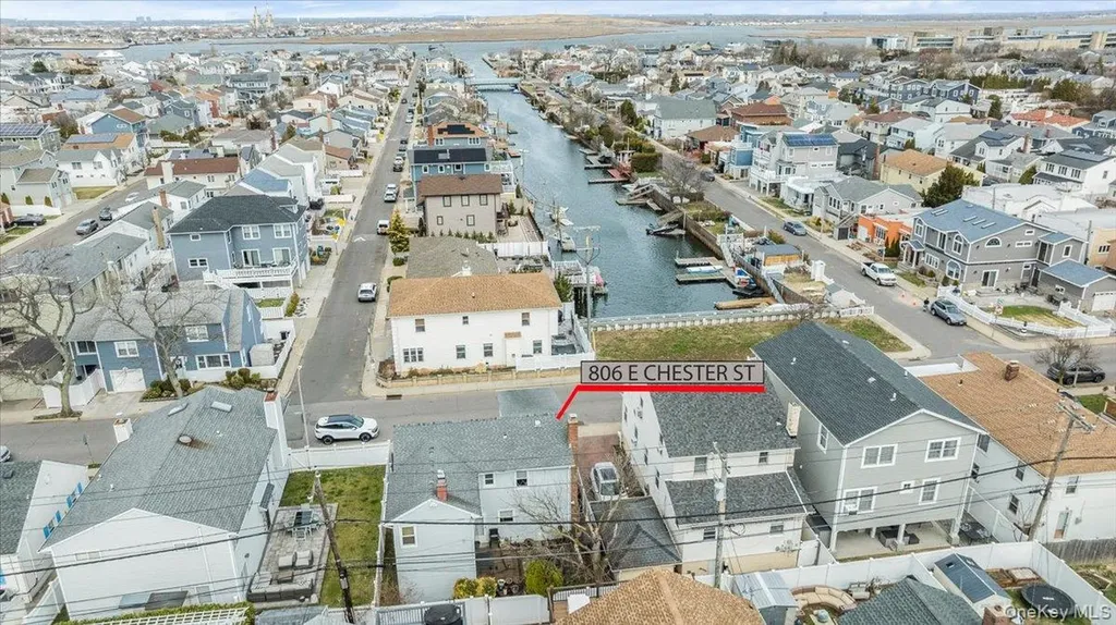 806 E Chester Street Long Beach NY 11561