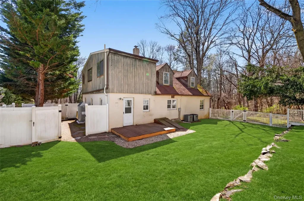 41 Croft Lane Cortlandt Manor NY 10567