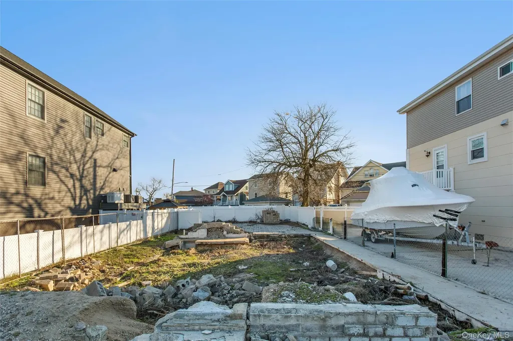3 South Avenue Lawrence NY 11559