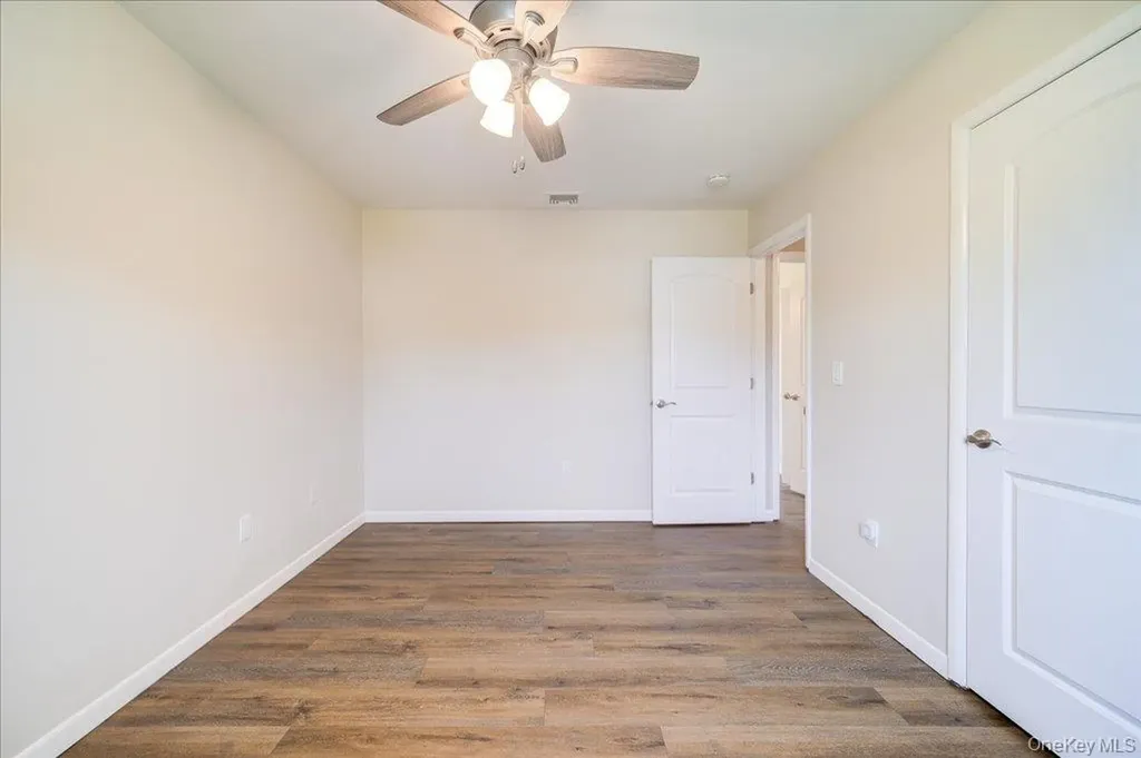 84 Guernsey Drive New Windsor NY 12553