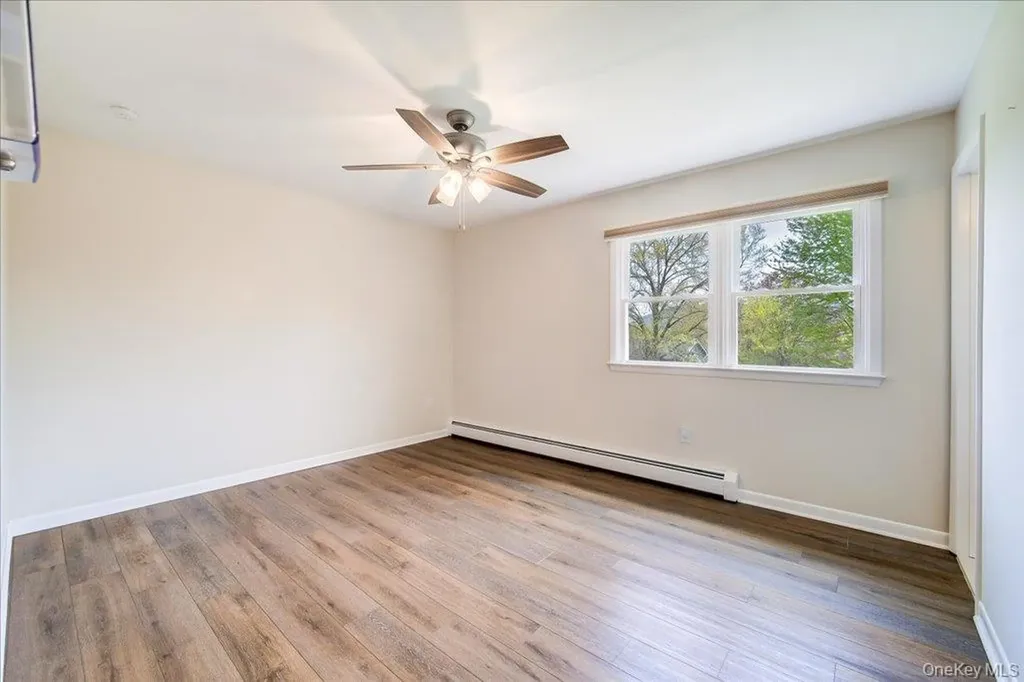 84 Guernsey Drive New Windsor NY 12553