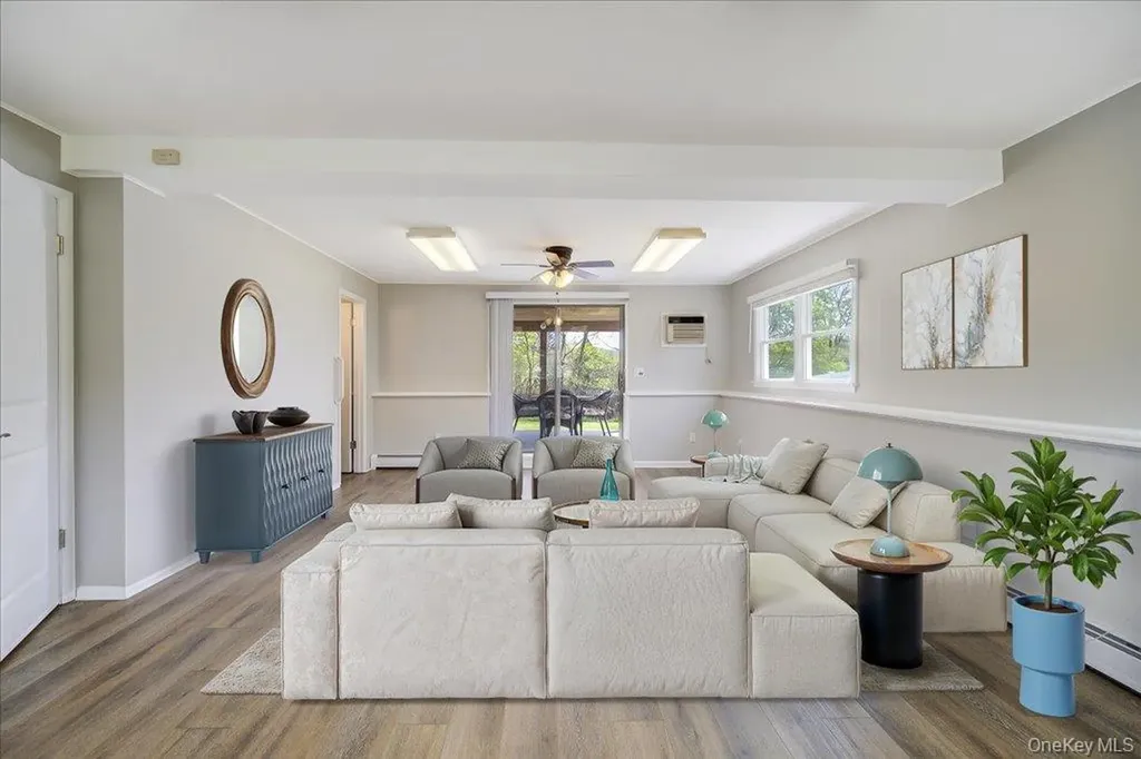 84 Guernsey Drive New Windsor NY 12553