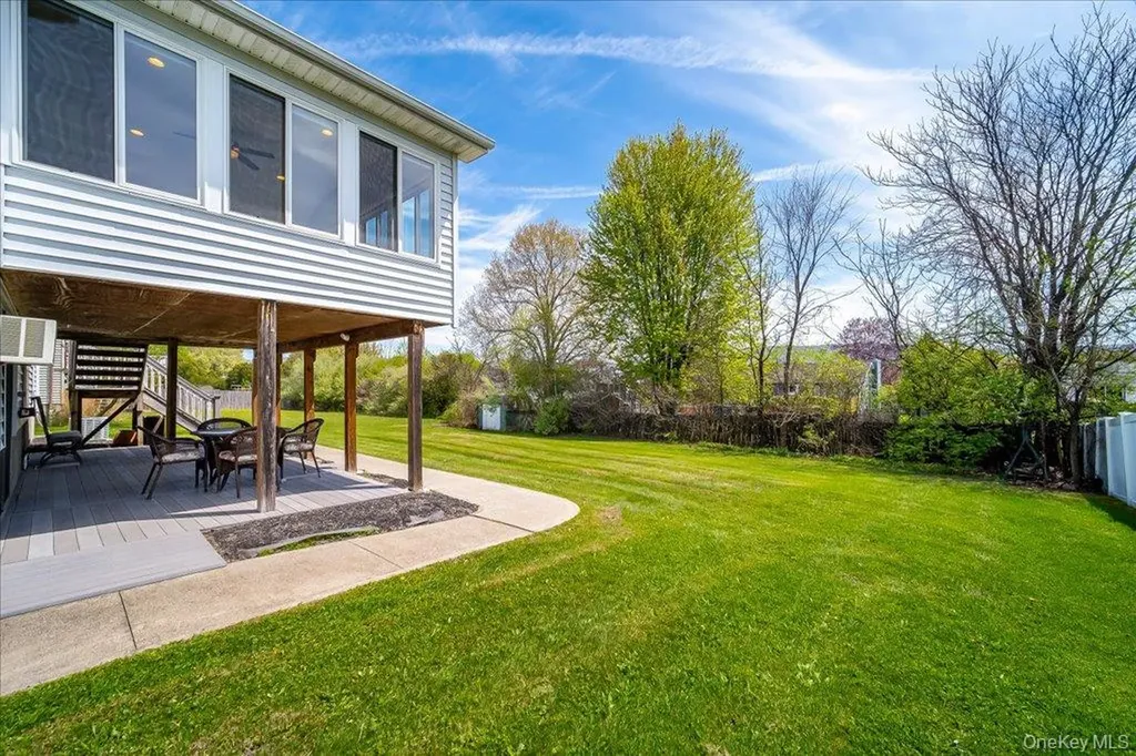 84 Guernsey Drive New Windsor NY 12553