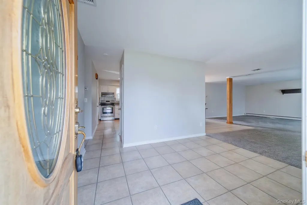 37 Spaulding Lane Saugerties NY 12477