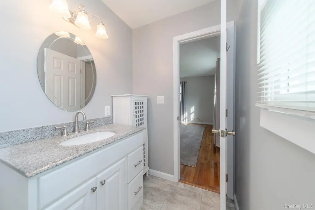 37 Spaulding Lane Saugerties NY 12477