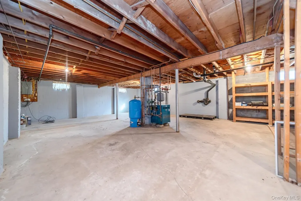37 Spaulding Lane Saugerties NY 12477
