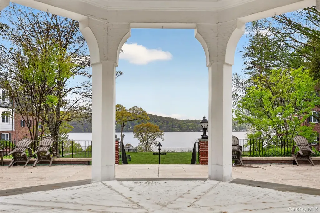 765 N Broadway Hastings-on-hudson NY 10706
