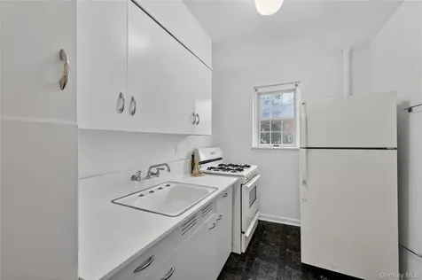 765 N Broadway Hastings-on-hudson NY 10706