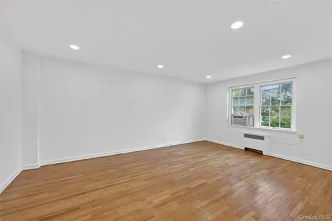 765 N Broadway Hastings-on-hudson NY 10706