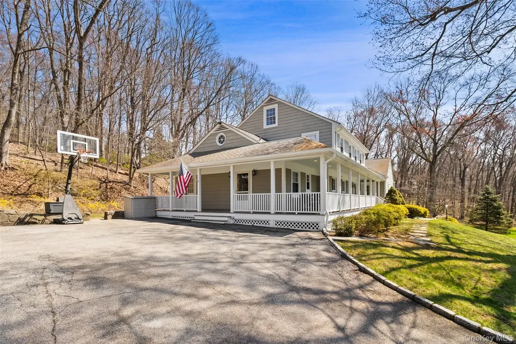 1 Hitching Post Lane Chappaqua NY 10514