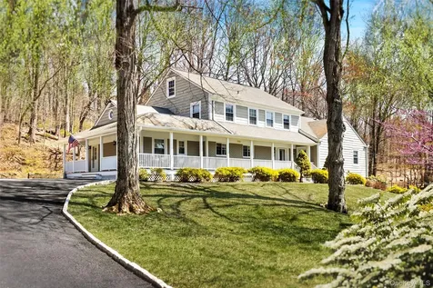 1 Hitching Post Lane Chappaqua NY 10514