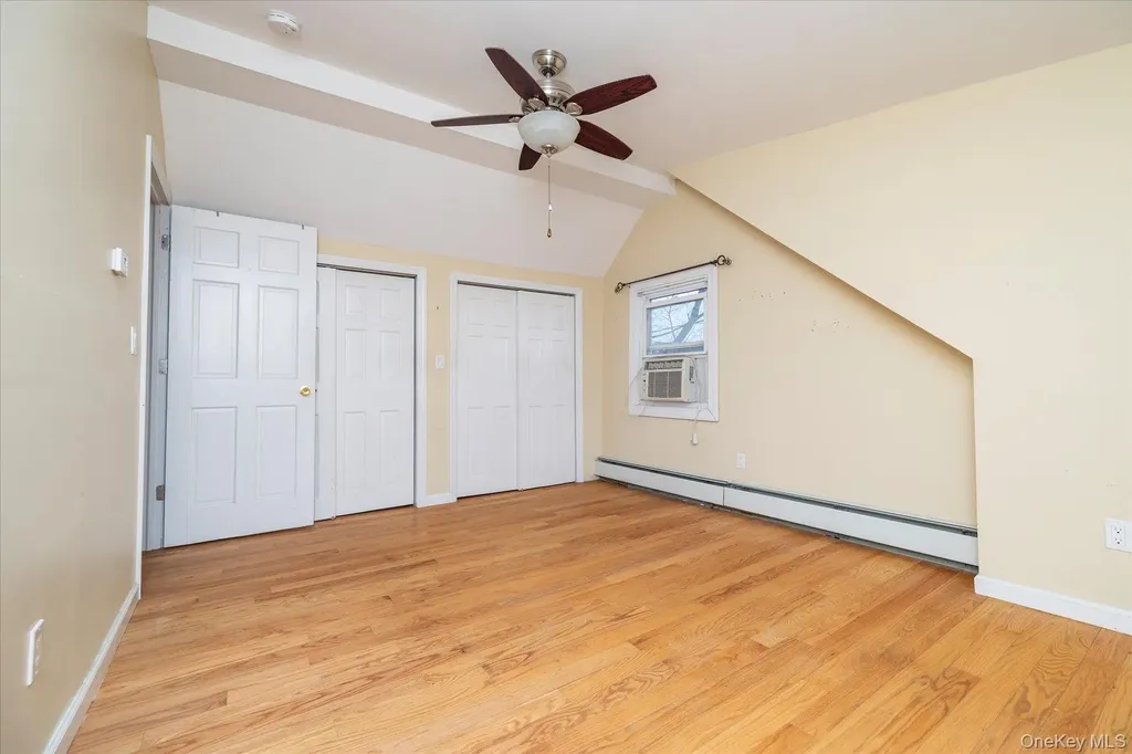 1558 9th Street West Babylon NY 11704