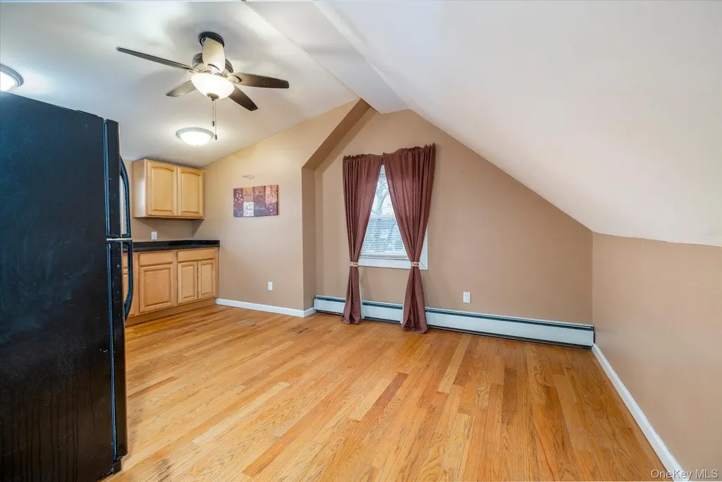 1558 9th Street West Babylon NY 11704
