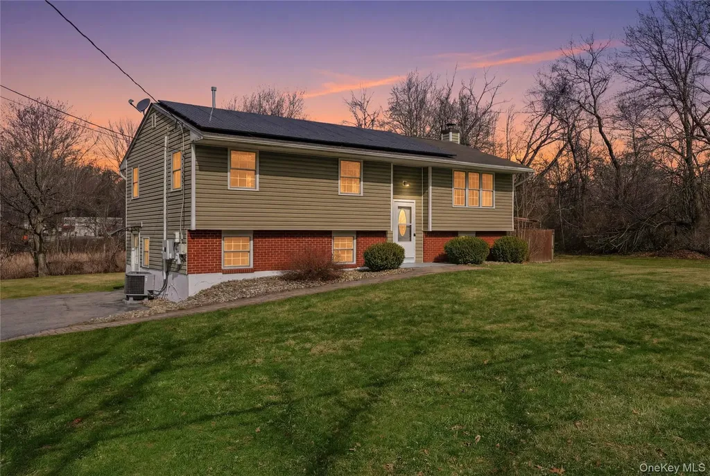 227 Lakeside Road Newburgh NY 12550