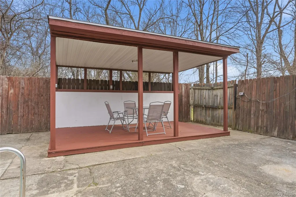 227 Lakeside Road Newburgh NY 12550