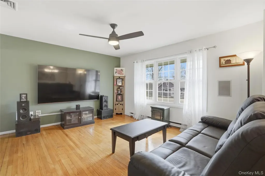 227 Lakeside Road Newburgh NY 12550
