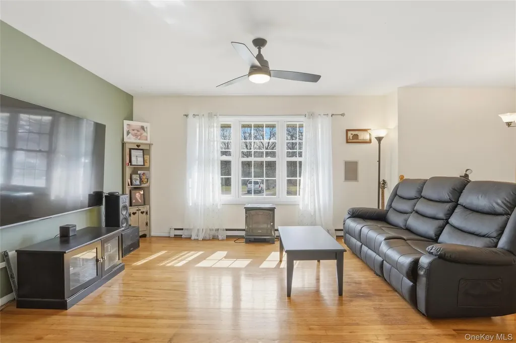 227 Lakeside Road Newburgh NY 12550