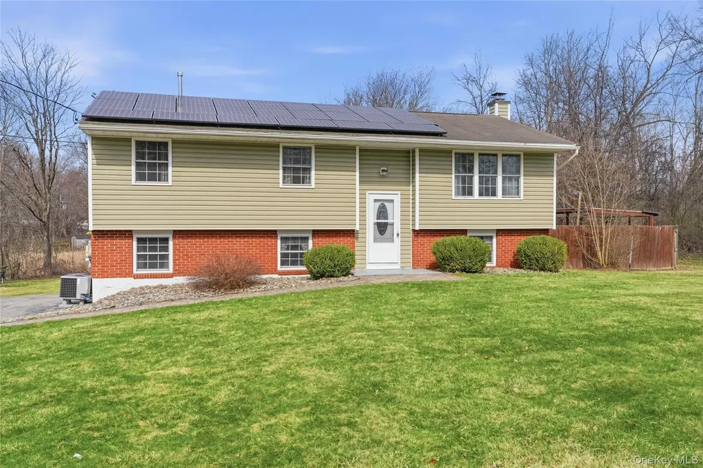 227 Lakeside Road Newburgh NY 12550
