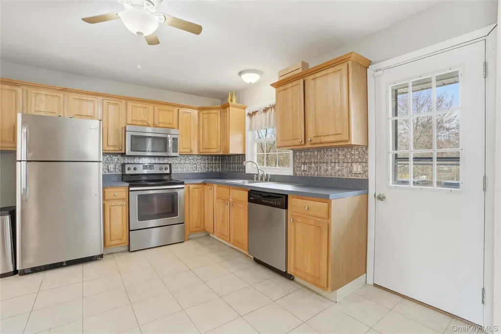 227 Lakeside Road Newburgh NY 12550