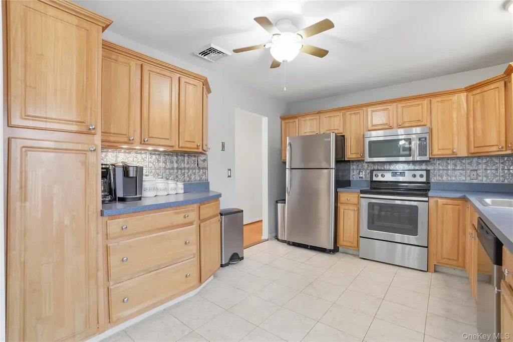 227 Lakeside Road Newburgh NY 12550