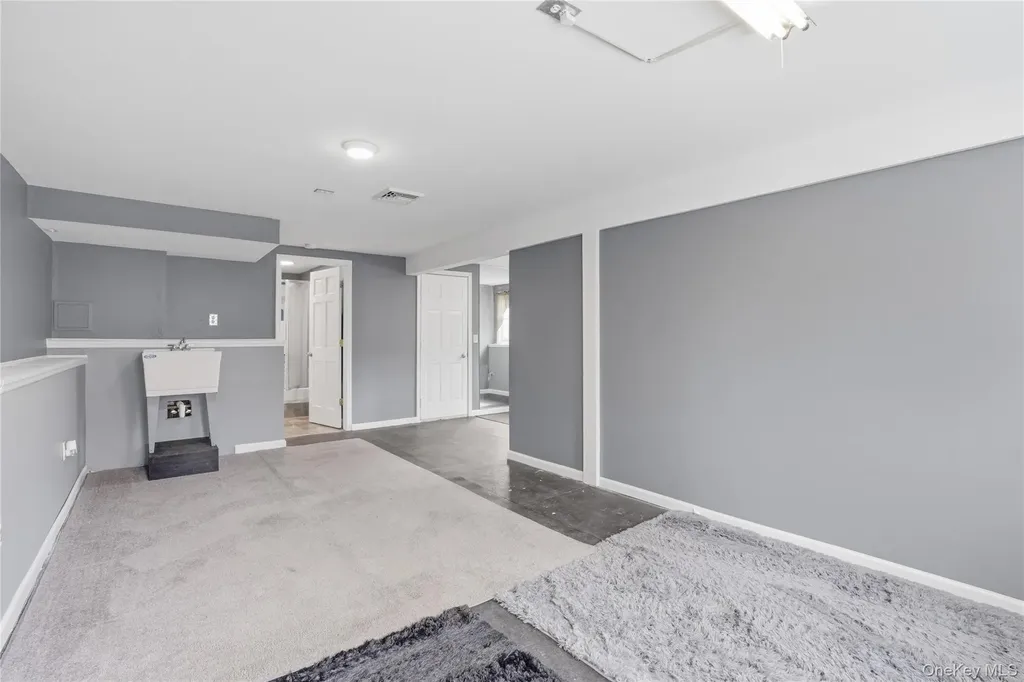227 Lakeside Road Newburgh NY 12550