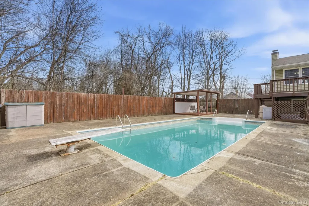 227 Lakeside Road Newburgh NY 12550