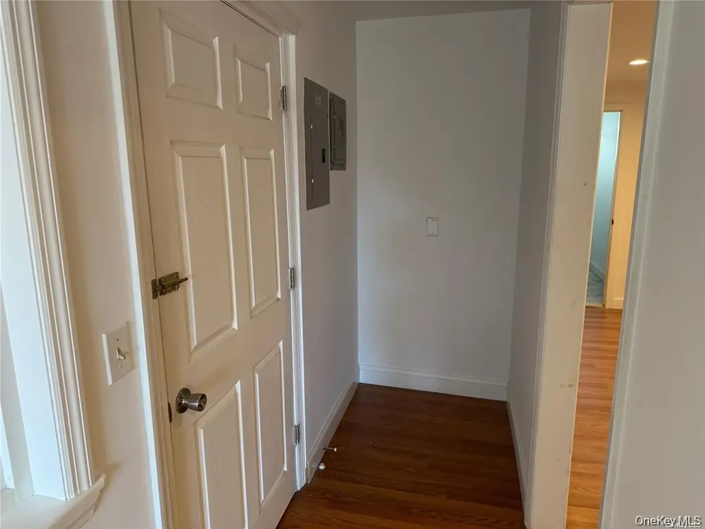 109 E Main Street Smithtown NY 11787