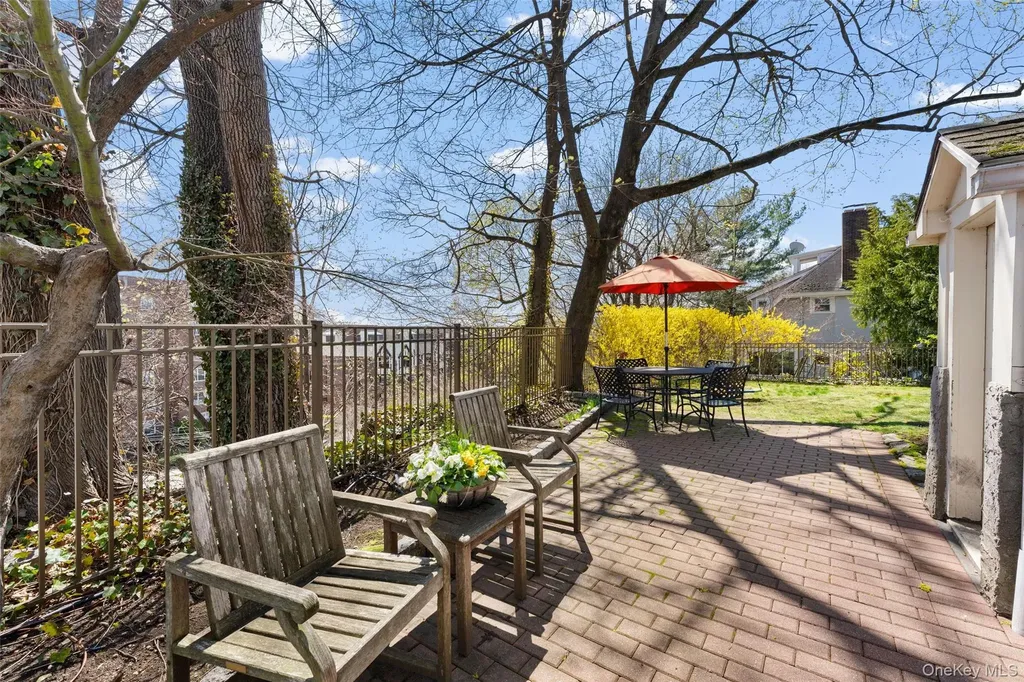 25 Merriam Avenue Bronxville NY 10708