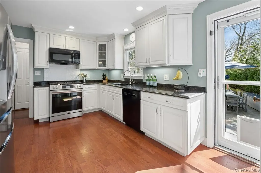 195 Central Parkway Mount Vernon NY 10552