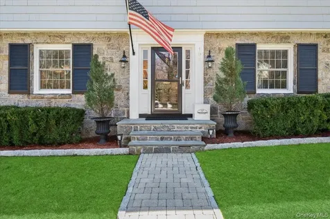 195 Central Parkway Mount Vernon NY 10552