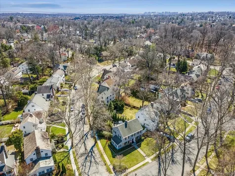195 Central Parkway Mount Vernon NY 10552