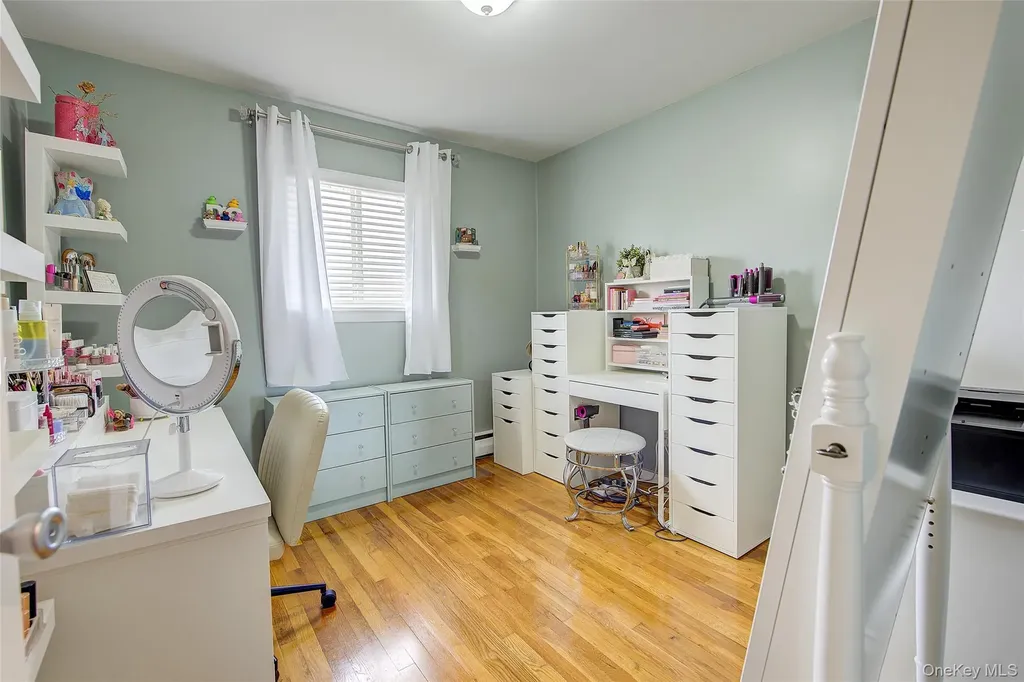 4 David Drive Farmingdale NY 11735