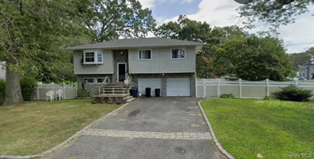 91 Putnam Avenue West Babylon NY 11704