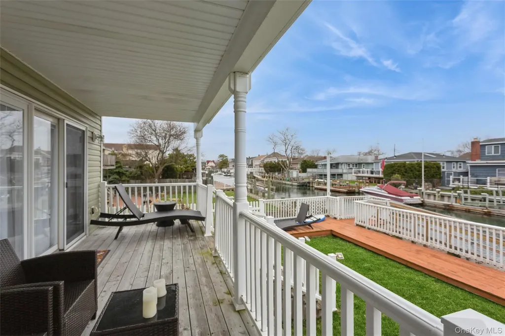 271 Arthur Street Freeport NY 11520