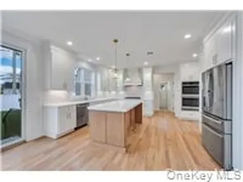 87 West Avenue Hicksville NY 11801