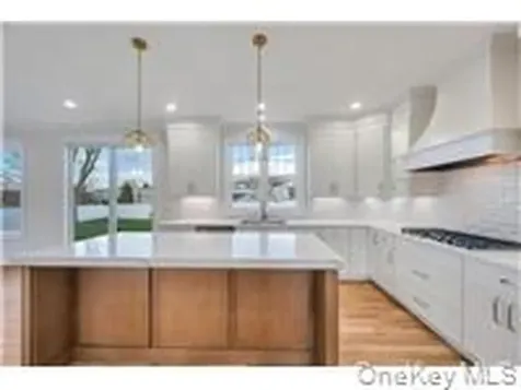 87 West Avenue Hicksville NY 11801