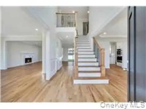87 West Avenue Hicksville NY 11801