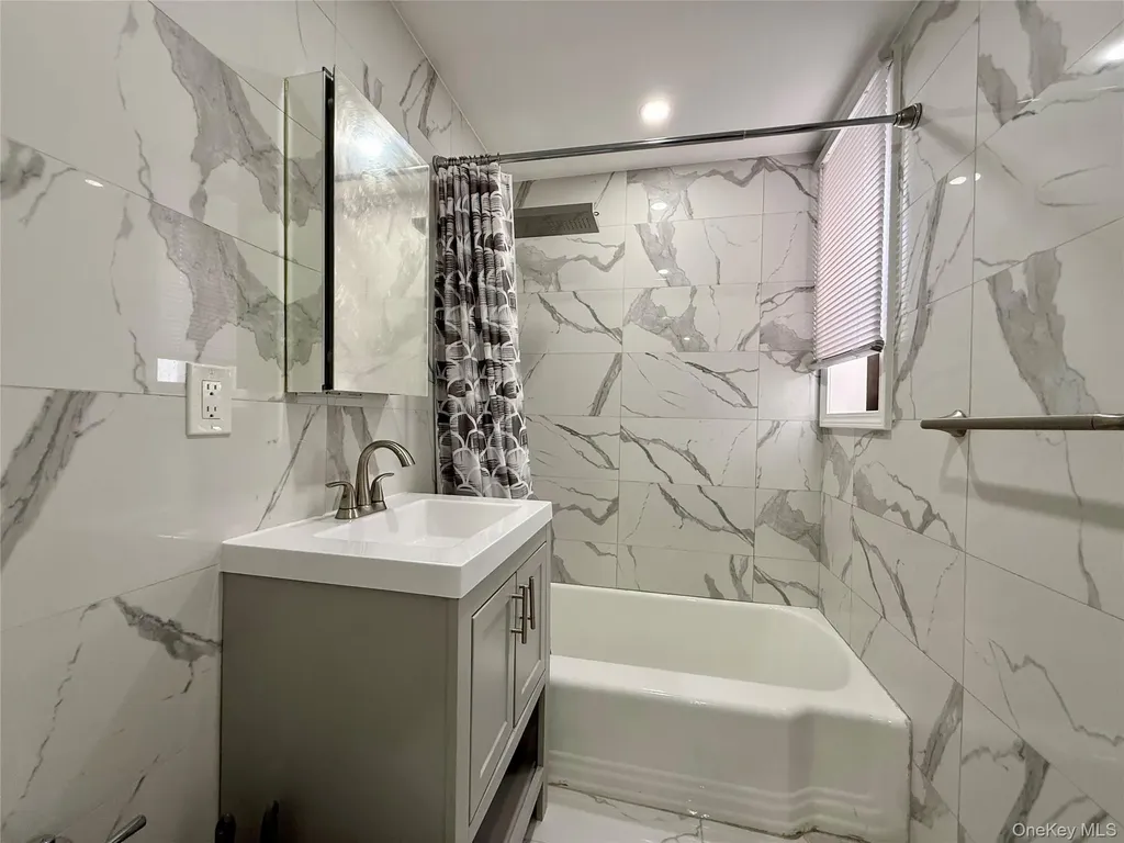 11230 Northern Boulevard Corona NY 11368
