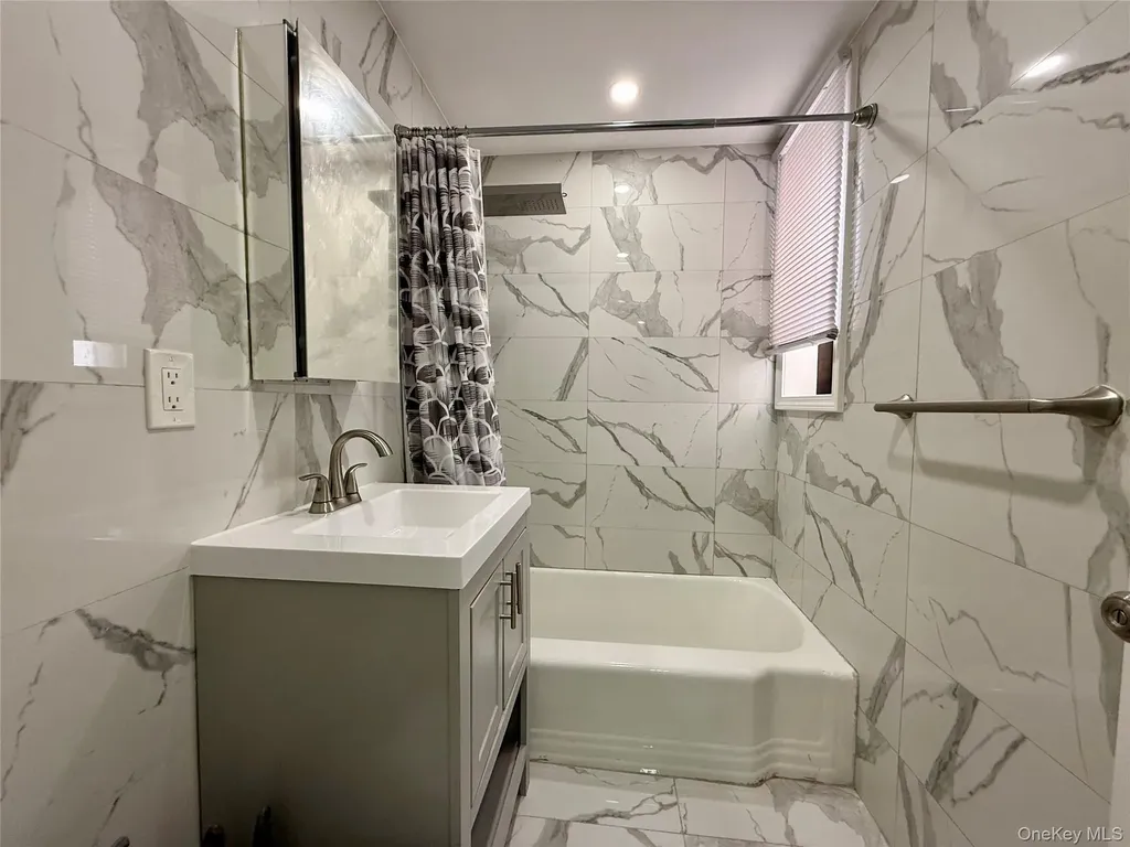 11230 Northern Boulevard Corona NY 11368
