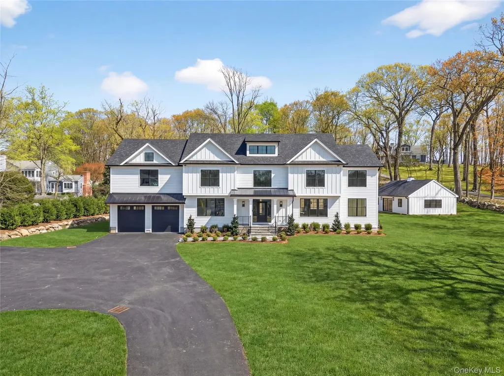 43 Hilltop Lane Thornwood NY 10594